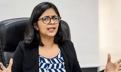 స్వాతి మలివాల్ పై కేజ్రీవాల్ పీఏ దాడి!.. ఢిల్లీ పోలీసులకు ఫోన్ కాల్స్