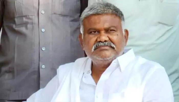 BREAKING: తాడిపత్రిలో తీవ్ర ఉద్రిక్తత.. ఎమ్మెల్యే కేతిరెడ్డి పెద్దారెడ్డి అరెస్ట్! BREAKING: తాడిపత్రిలో తీవ్ర ఉద్రిక్తత.. ఎమ్మెల్యే కేతిరెడ్డి పెద్దారెడ్డి అరెస్ట్!