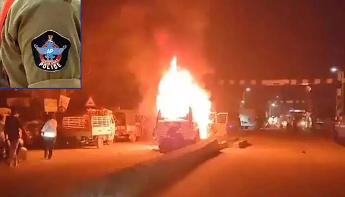 Riots in AP: రాష్ట్రంలో మారణహోమం.. ఏపీ మరో బీహార్గా మారనుందా..? Riots in AP: రాష్ట్రంలో మారణహోమం.. ఏపీ మరో బీహార్గా మారనుందా..?