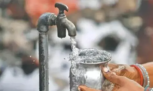 నల్లా నీళ్లలో మానవ మలమూత్రాలు.. ఆందోళనలో గ్రామస్తులు.. అసలు విషయం తెలియడంతో షాక్