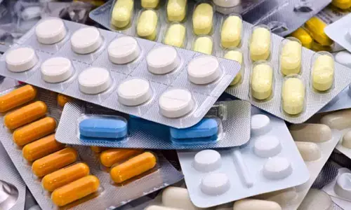 Diabetic Patients: షుగర్ పేషెంట్లకు బంపర్ న్యూస్.. ఆ మందుల ధరలను భారీగా తగ్గించిన కేంద్రం