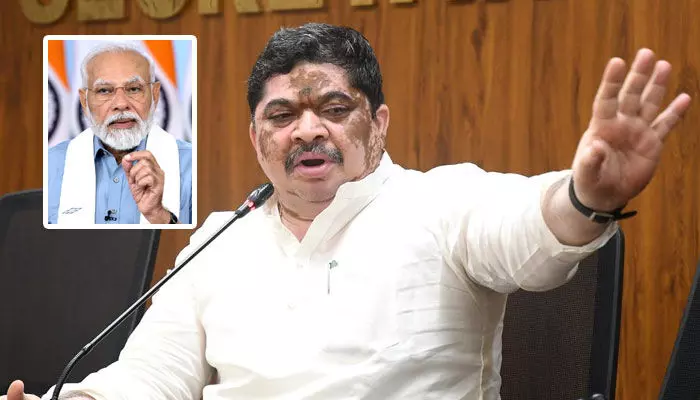 ఆ స్కీమ్ చూసి ప్రధాని మోడీ కళ్లు మండుతున్నయ్.. మంత్రి పొన్నం ఫైర్ ఆ స్కీమ్ చూసి ప్రధాని మోడీ కళ్లు మండుతున్నయ్.. మంత్రి పొన్నం ఫైర్