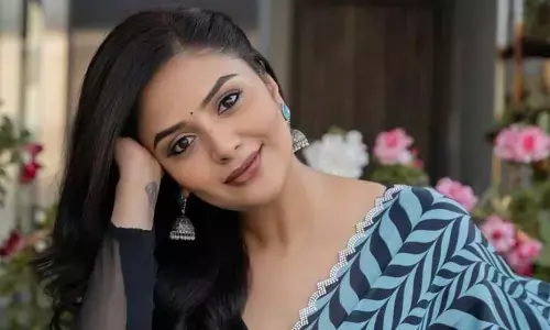 స్టార్ కమెడియన్‌తో యాంకర్ శ్రీముఖి పెళ్లి ఫిక్స్ అయిందా?