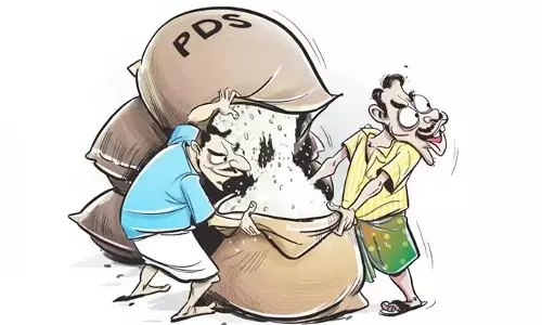 BREAKING: సంగారెడ్డి జిల్లాలో పోలీసుల తనిఖీలు.. భారీ ఎత్తున రేషన్ బియ్యం పట్టివేత