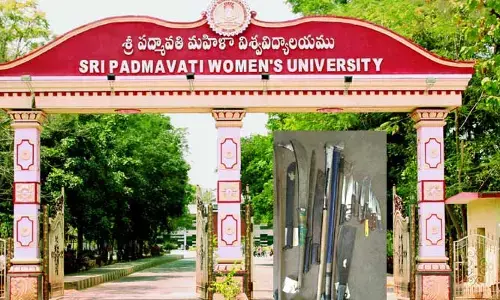 Big Breaking: పద్మావతి యూనివర్సిటీలో వెలుగుచూసిన మారణాయుధాలు
