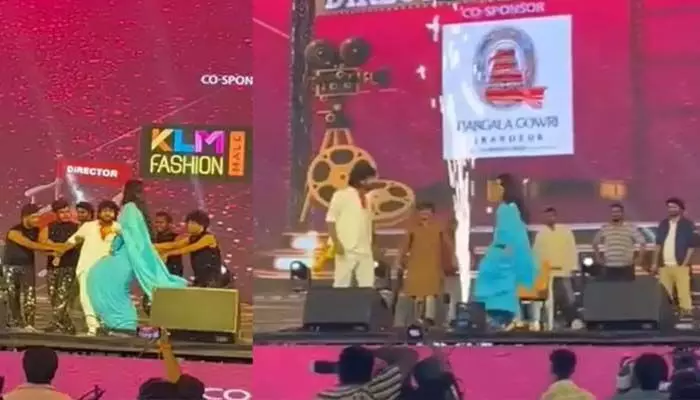బలపం పట్టి భామ ఒళ్లో పాటకు అదిరిపోయే స్టెప్స్ వేసిన స్టార్ డైరెక్టర్.. వైరల్ అవుతున్న వీడియో! బలపం పట్టి భామ ఒళ్లో పాటకు అదిరిపోయే స్టెప్స్ వేసిన స్టార్ డైరెక్టర్.. వైరల్ అవుతున్న వీడియో!