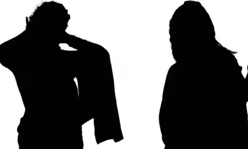 షాకింగ్ : విడాకులకు సిద్ధమైన యాంకర్.. భర్తతో గొడవలే కారణమా?