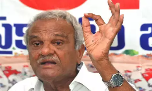 CPI Narayana :వైద్యురాలి ఘటనలో మమతా బెనర్జీని దోషిగానే చూస్తాం .. సీపీఐ నారాయణ వ్యాఖ్యలు