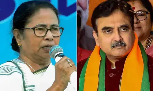మమతా బెనర్జీపై అనుచిత వ్యాఖ్యలు చేసిన అభిజిత్‌ గంగోపాధ్యాయపై ఈసీ కొరడా