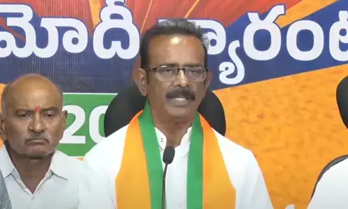 BREAKING: సీఎం రేవంత్.. ఫీజు రీయింబర్స్‌మెంట్ బకాయిలు విడుదల చెయ్: బీజేపీ నేత బూర నర్సయ్య గౌడ్ ఘాటు వ్యాఖ్యలు