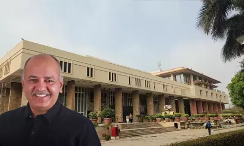 Manish Sisodia: మనీష్ సిసోడియాకు షాకిచ్చిన ఢిల్లీ హైకోర్టు.. బెయిల్ పిటిషన్ కొట్టివేత