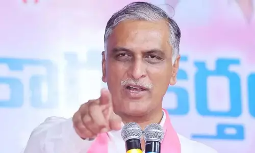 BREAKING: హైదరాబాద్‌ను యూటీ చేసే కుట్ర జరుగుతోంది: మాజీ మంత్రి హరీష్ రావు సంచలన వ్యాఖ్యలు