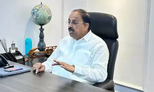 Minister Thummala: పరవళ్లు తొక్కుతున్న గోదావరి.. అధికారులకు మంత్రి కీలక ఆదేశం