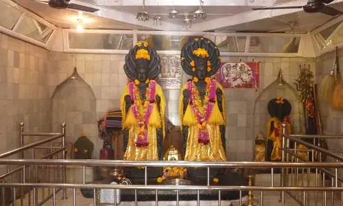 ఈ ఆలయానికి ఒక్కసారి వెళితే చాలు.. కాలసర్ప దోషం తొలగిపోయినట్టే..