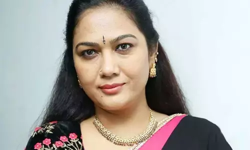 రేవ్ పార్టీ కేసులో బిగ్ ట్విస్ట్..! నటి హేమను వదిలేయండని పదేపదే ఫోన్లు చేస్తున్న ఆంధ్రా పొలిటికల్ లీడర్స్?