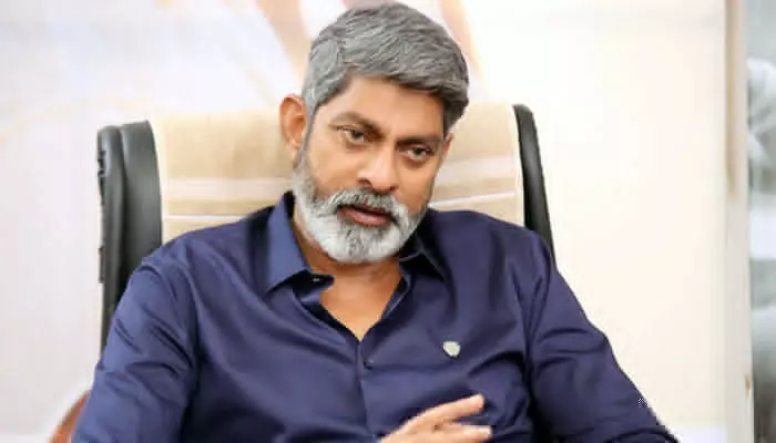 JagapathiBabu : శ్రీతేజను ఆసుపత్రిలో పరామర్శించాను : జగపతిబాబు సంచలన వీడియో JagapathiBabu : శ్రీతేజను ఆసుపత్రిలో పరామర్శించాను : జగపతిబాబు సంచలన వీడియో