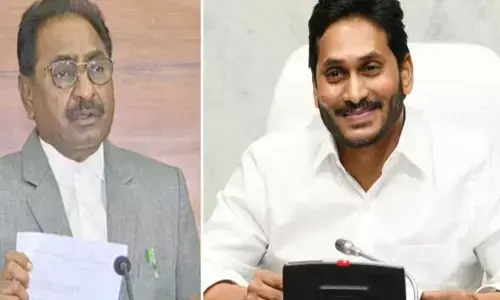 ప్రమాదంలో సీఎం జగన్‌.. కీలక నేత కన్నీటిపర్యంతం.. లండన్‌కు వైసీపీ నేతల పరుగులు..