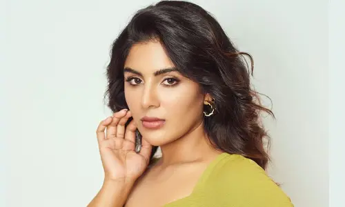 ఫీలింగ్స్‌ను తట్టుకోలేకపోతున్న సంయుక్తా మీనన్.. ఆ ఫొటోలు రివీల్ చేస్తూ ఇంట్రెస్టింగ్ పోస్ట్ వైరల్