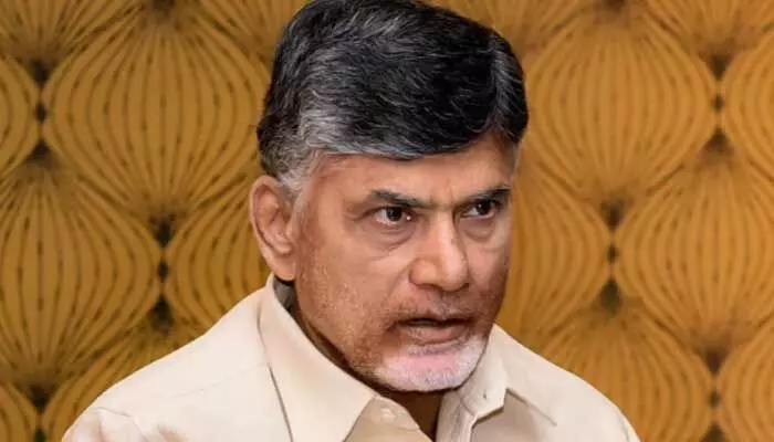 AP Politics: టీడీపీ సంచలన నిర్ణయం.. తెలంగాణలో పోటీకి సై AP Politics: టీడీపీ సంచలన నిర్ణయం.. తెలంగాణలో పోటీకి సై