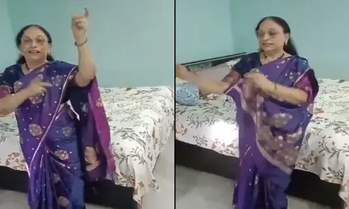 రాష్ట్ర గీతానికి మాజీ ఐఏఎస్ నృత్యం!.. పాత పాటే బాగుందని చెబుతున్నారా మేడం?