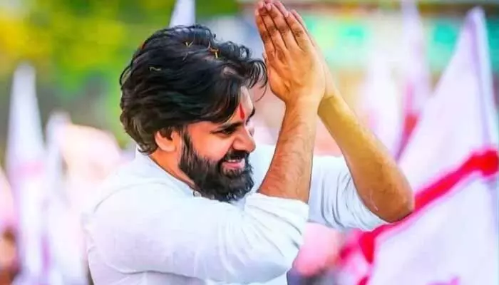 AP 2024 Election Results: పిఠాపురంలో జనసేన హవా.. ఆధిక్యంలో పవన్ AP 2024 Election Results: పిఠాపురంలో జనసేన హవా.. ఆధిక్యంలో పవన్