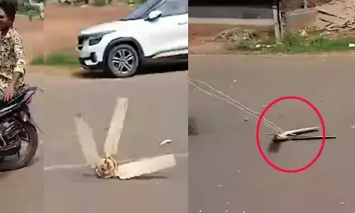 ఫ్యాన్‌ని రోడ్డుపై ఈడ్చుకెళ్లిన టీడీపీ అభిమానులు