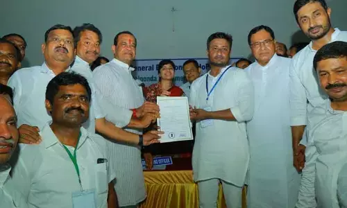 తెలంగాణ రాష్ట్ర రాజకీయల్లో పెను సంచలనం.. నయా రికార్డ్ సెట్ చేసిన కుందూరు రఘువీర్ రెడ్డి
