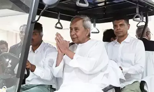 వీకే పాండియన్ రాజకీయ సన్యాసం తీసుకుంటారా.. ఇదంతా పొలిటికల్ స్టంటేనా?