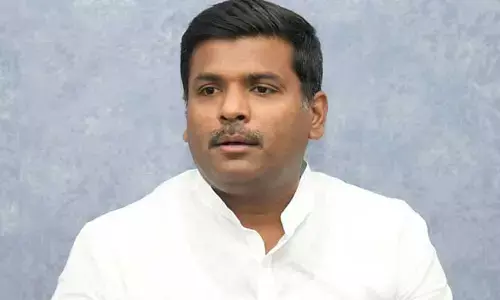 VSR రాజీనామా పై ఎట్టకేలకు స్పందించిన మాజీ మంత్రి