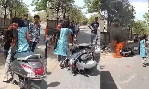 గుజరాత్‌లో తాగి నడిరోడ్డుపై యువతి హంగామా.. తాగిన మత్తులో ఆ పని చేసింది?