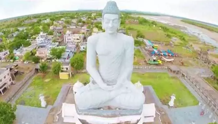 రాజధానిగా అమరావతికి జై కొట్టాలి! రాజధానిగా అమరావతికి జై కొట్టాలి!