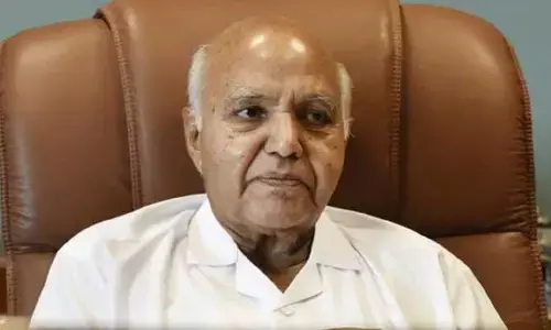 సృష్టించుకొని, తన పేరు తానే పెట్టుకున్న రామోజీరావు.. ఆయన అసలు పేరు ఏమిటంటే?