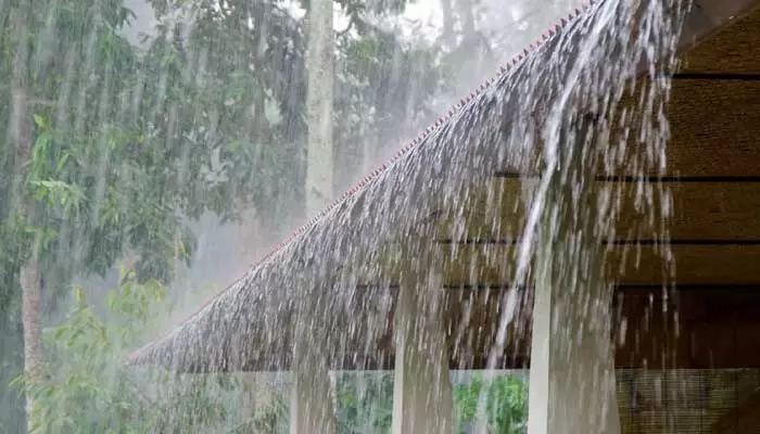 AP Rains:ఏపీ ప్రజలకు రెయిన్ అలర్ట్..రేపు ఈ జిల్లాల్లో మోస్తరు వర్షాలు AP Rains:ఏపీ ప్రజలకు రెయిన్ అలర్ట్..రేపు ఈ జిల్లాల్లో మోస్తరు వర్షాలు