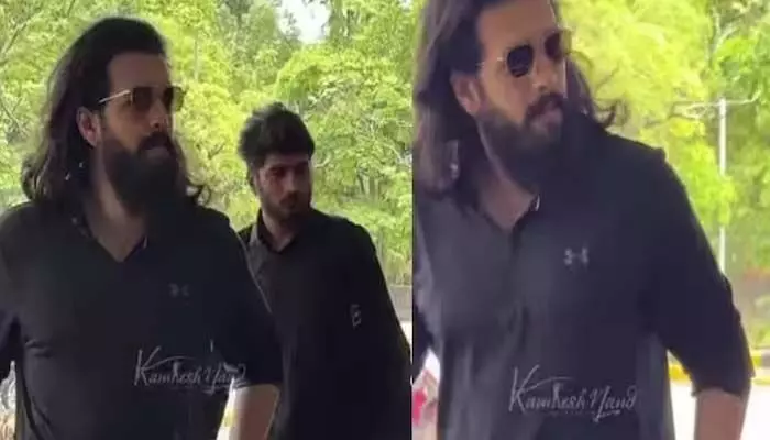 అఖిల్ లేటేస్ట్ లుక్కు ఫ్యాన్స్ ఫిదా.. సినిమా కోసమేనా లేకా? అఖిల్ లేటేస్ట్ లుక్కు ఫ్యాన్స్ ఫిదా.. సినిమా కోసమేనా లేకా?
