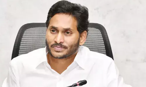 Breaking:నేడు గవర్నర్‌ను కలవనున్న మాజీ సీఎం జగన్..కారణం ఏంటంటే?