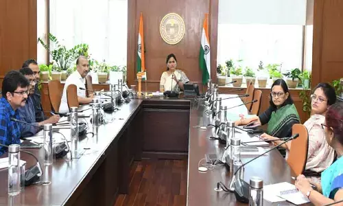 అన్న క్యాంటీన్ల తరహాలో తెలంగాణలో మహిళా శక్తి క్యాంటీన్ సర్వీస్‌లు.. సీఎస్ శాంతికుమారి