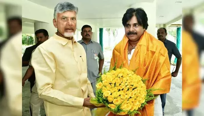 డిప్యూటీ CMగా పవన్ కల్యాణ్.. చంద్రబాబు స్పెషల్ ట్వీట్ డిప్యూటీ CMగా పవన్ కల్యాణ్.. చంద్రబాబు స్పెషల్ ట్వీట్