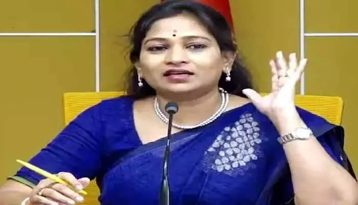 ఏపీ పోలీస్ శాఖపై హోంమంత్రి అనిత సం…