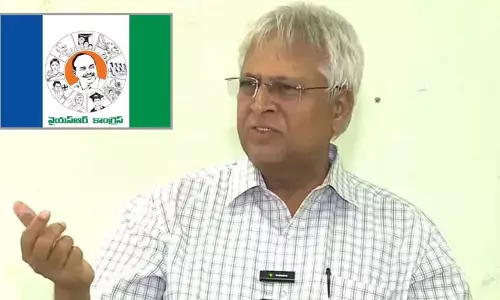 BREAKING: వైసీపీ అధికారం కోల్పోయింది ఆ ఎఫెక్ట్‌తోనే : ఉండవల్లి అరుణ కుమార్ సంచలన వ్యాఖ్యలు