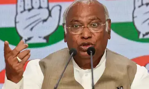 తెలంగాణలో కాంగ్రెస్ ప్రభుత్వం చారిత్రాత్మక నిర్ణయం!.. కాంగ్రెస్ చీఫ్ ఖర్గే ఆసక్తికర వ్యాఖ్యలు