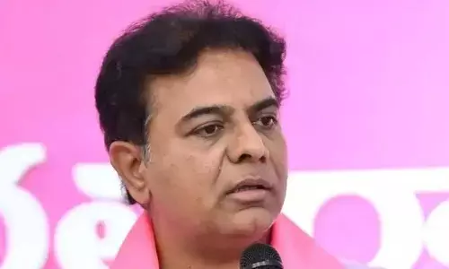 MLA పాడి కౌశిక్ రెడ్డిపై కేసు.. కేటీఆర్ సీరియస్