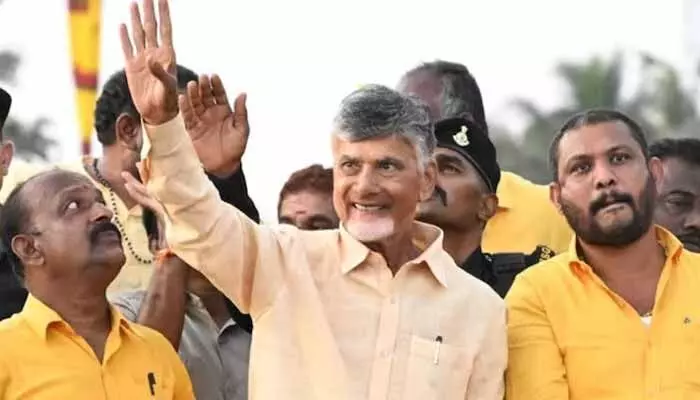 Amaravati : రాజధాని ప్రాంతంలో సీఎం చంద్రబాబు పర్యటన.. షెడ్యూల్ ఇదే..! Amaravati : రాజధాని ప్రాంతంలో సీఎం చంద్రబాబు పర్యటన.. షెడ్యూల్ ఇదే..!