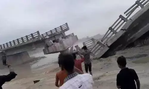 Bihar: 12 కోట్లతో నిర్మించిన వంతెన.. ప్రారంభోత్సవానికి ముందే కూలిపోయింది.