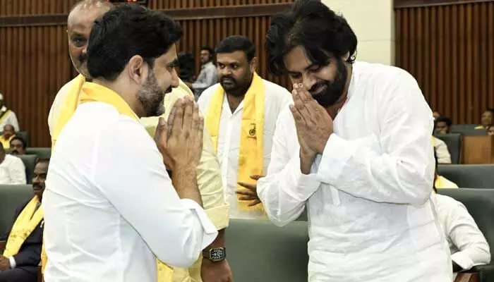 ఓడిన చోటే రికార్డు మెజారిటీతో.. మంత్రి నారా లోకేష్ భావోద్వేగ ట్వీట్ ఓడిన చోటే రికార్డు మెజారిటీతో.. మంత్రి నారా లోకేష్ భావోద్వేగ ట్వీట్