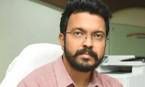 AP News: ఎంవీవీ సేవలోనే జీవీఎంసీ కమిషనర్..