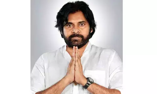 పవర్ స్టార్ రాజకీయ కెరటం