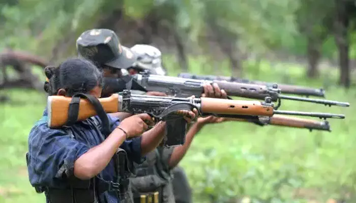 Chhattisgarh: మరోసారి ఛత్తీస్గఢ్లో ఎన్కౌంటర్ కలకలం Chhattisgarh: మరోసారి ఛత్తీస్గఢ్లో ఎన్కౌంటర్ కలకలం