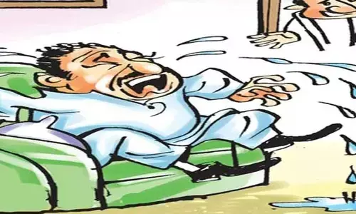 AP Politics: ఉక్కిరి బిక్కిరి అవుతున్న విశాఖ వైసీపీ నేతలు..
