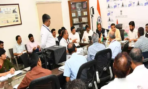 నితిన్ గడ్కరీతో సీఎం, మంత్రులు భేటీ.. ఎవరెవరు ఉన్నారంటే?