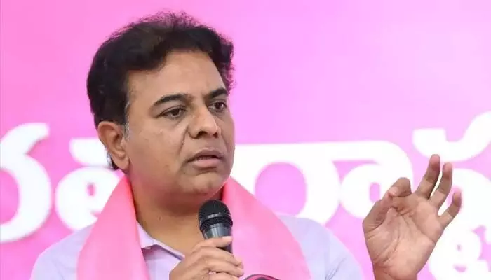 నిరుద్యోగుల పక్షాన బీఆర్ఎస్ ప్రత్యక్ష పోరాటం: కేటీఆర్ నిరుద్యోగుల పక్షాన బీఆర్ఎస్ ప్రత్యక్ష పోరాటం: కేటీఆర్